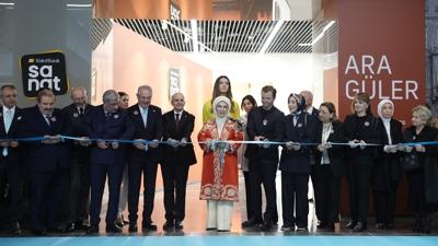 VakfBank Sanat Galerisi, stanbul Finans Merkezi'ndeki VakfBank Genel Mdrlnde ald