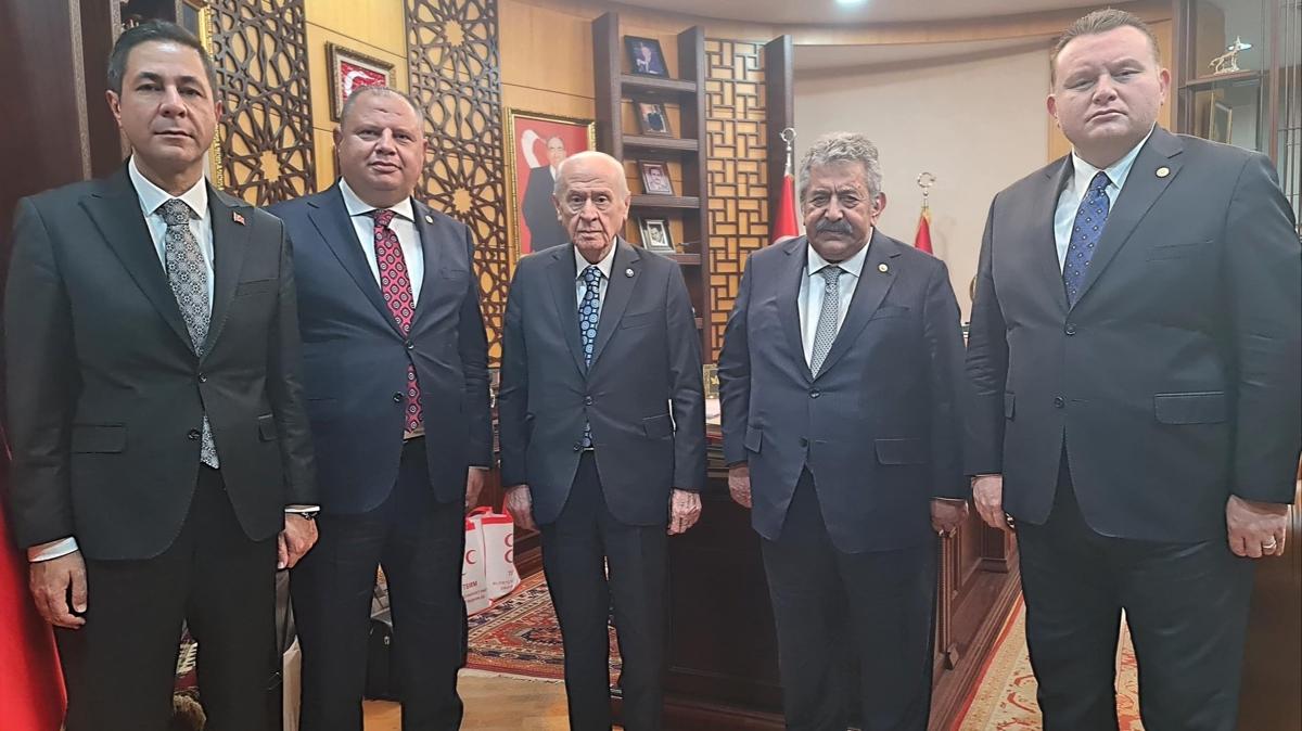 MHP Devlet Baheli Milli Dayanma fotoraflar resimleri