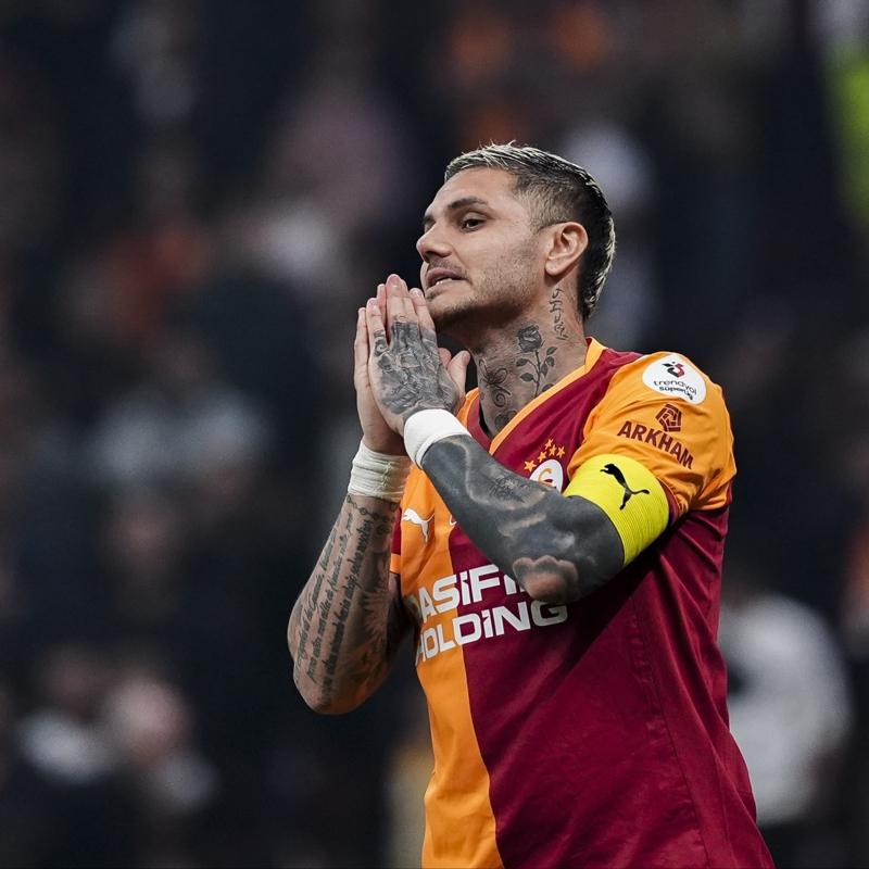 Mauro Icardi, Galatasaray formas�yla dalya yapt�!