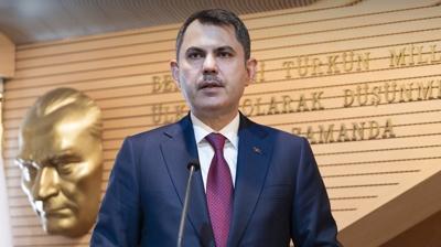 stanbul'un nefesi milletin bahesi... Bakan Kurum aklamalarda bulunuyor