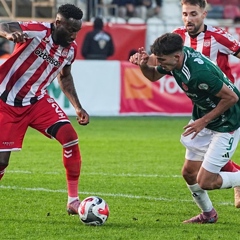 Sivasspor'un 7 ma�l�k serisi sona erdi