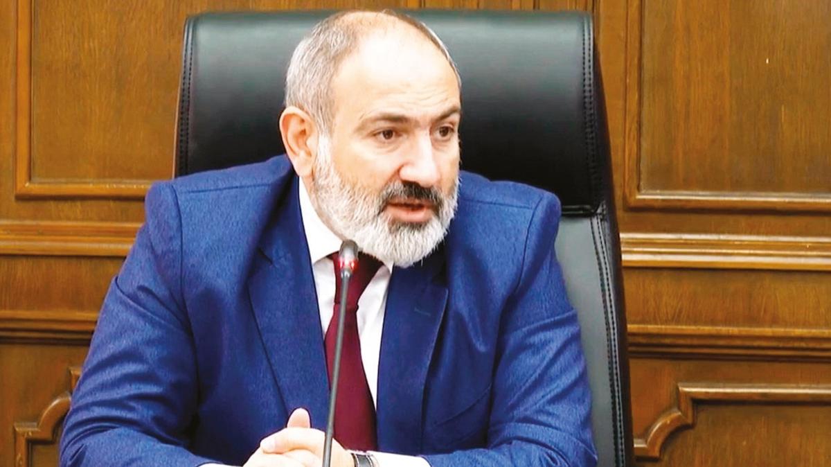 ermenistan nikol painyan trkiye trkiye rusya alg ar da damga pasaport fotoraflar resimleri