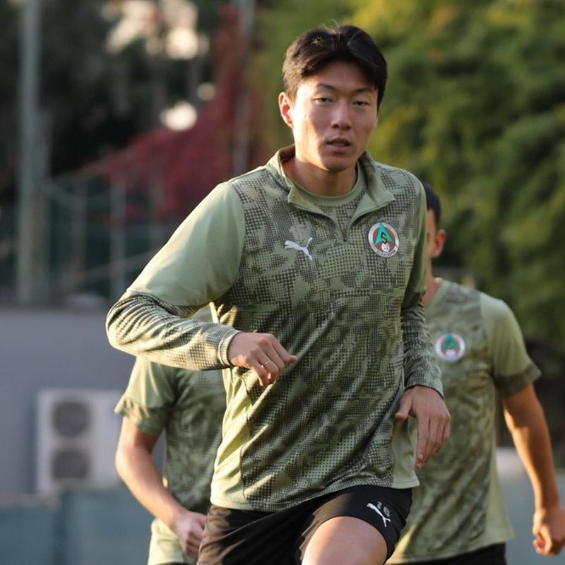 Alanyaspor rakibi Trabzonspor'a haz�rlan�yor