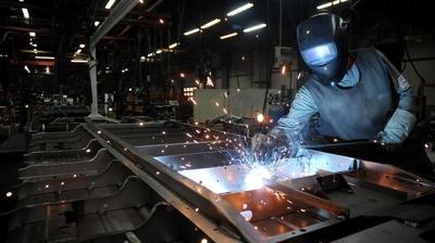 Pandemiden bu yana Avrupa eksi, Trkiye artda: Sanayi retiminde yzde 30'luk srama