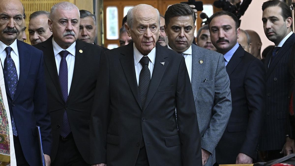 MHP Genel Bakan Devlet Baheli Selahattin Demirta fotoraflar resimleri