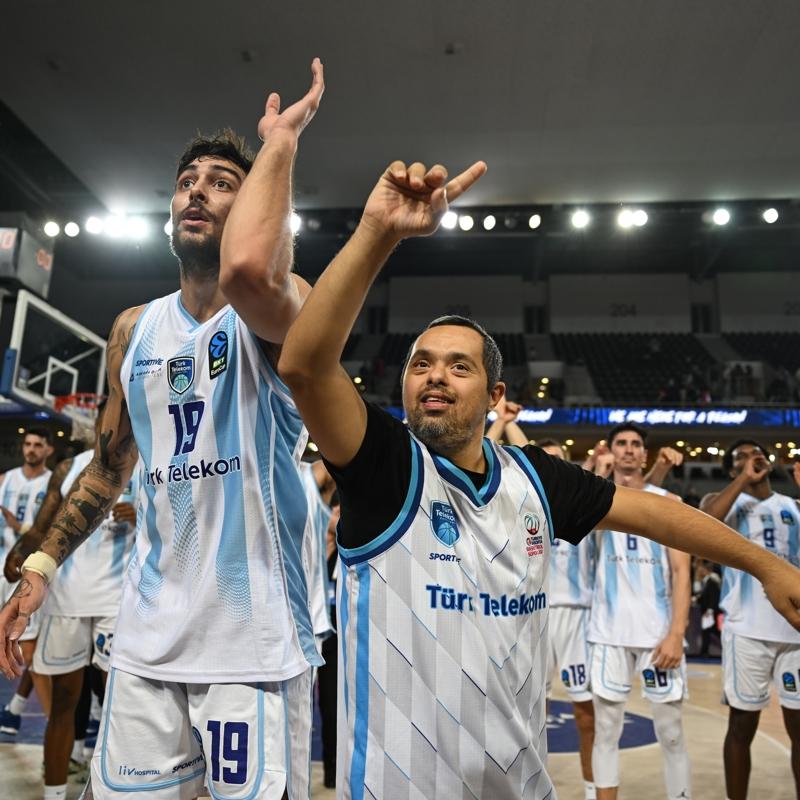 Trk Telekom, Yunan ekibi Panionios'u 28 say farkla malup etti