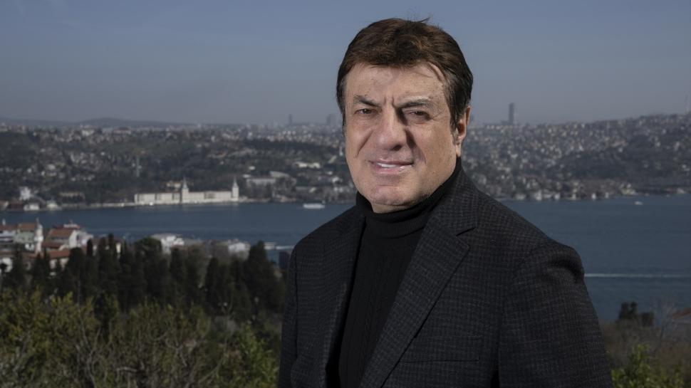 Coşkun Sabah'ın kızları sosyal medyayı salladı! Meğer anneleri Türkiye güzeliymiş