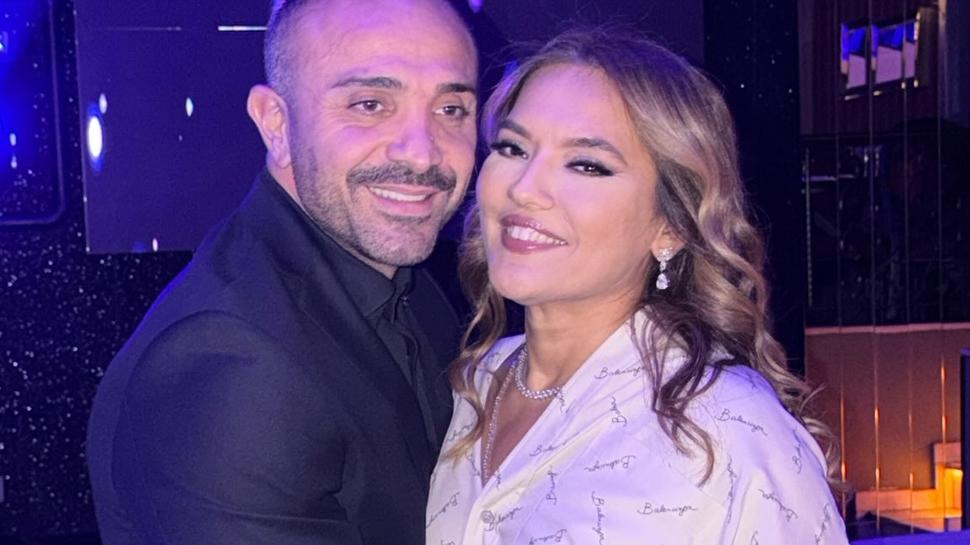 Demet Akalın ve Okan Kurt'tan 14'üncü yıl kutlaması! Sinan Akçıl'dan jest...