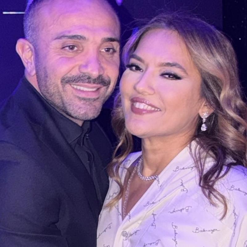 Demet ve Okan'dan 14'nc yl kutlamas! Sinan Akl'dan jest