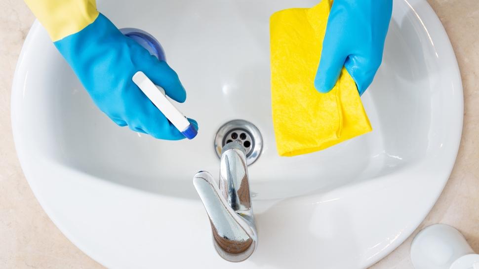 Lavaboyu parlatıyor, pası yok ediyor: Maliyeti 10 TL