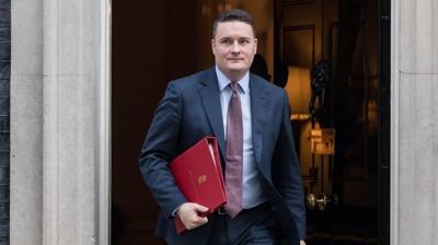 ngiliz bakan farkna vard: Yeniden oluturmalyz