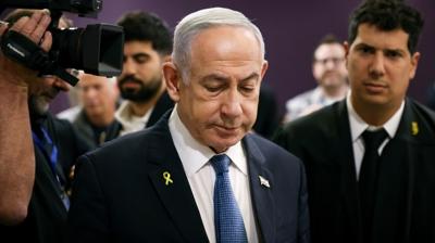 Netanyahu'ya mahkemede souk du: srailli baba tepki gsterdi