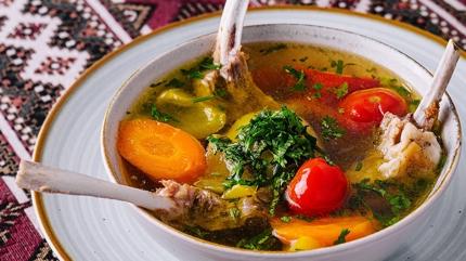 Tek yudumu kutu kutu kolajene bedel: En kolay kemik suyu orbas! Pf noktas kaynarken bir di eklemek