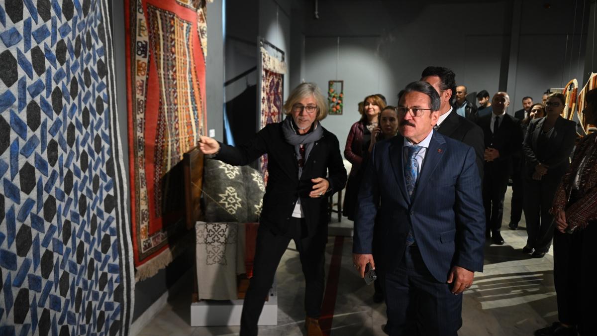 Aile Yl Ankara Resim Heykel Mzesi Nazm Hikmet fotoraflar resimleri