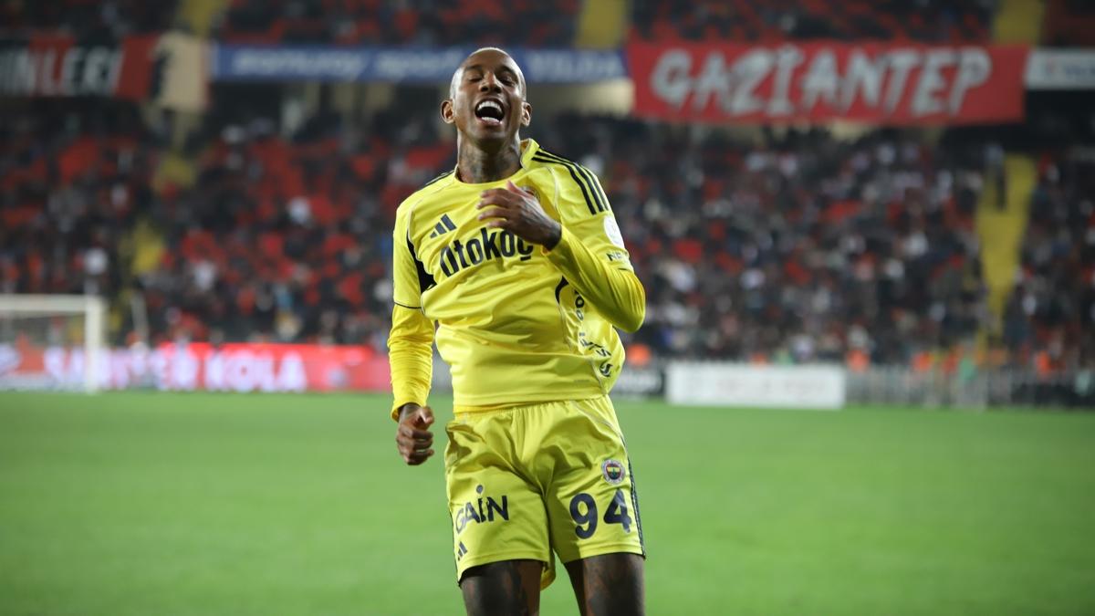 anderson talisca fenerbahe flamengo fotoraflar resimleri