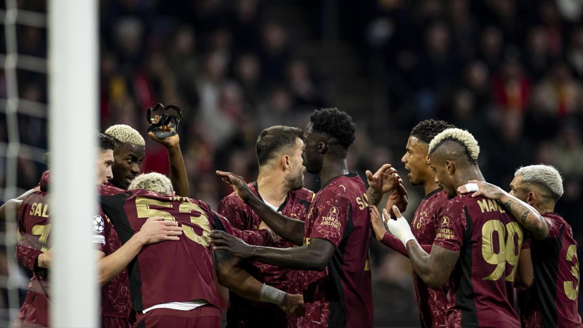 galatasaray bar alper ylmaz ajax fotoraflar resimleri