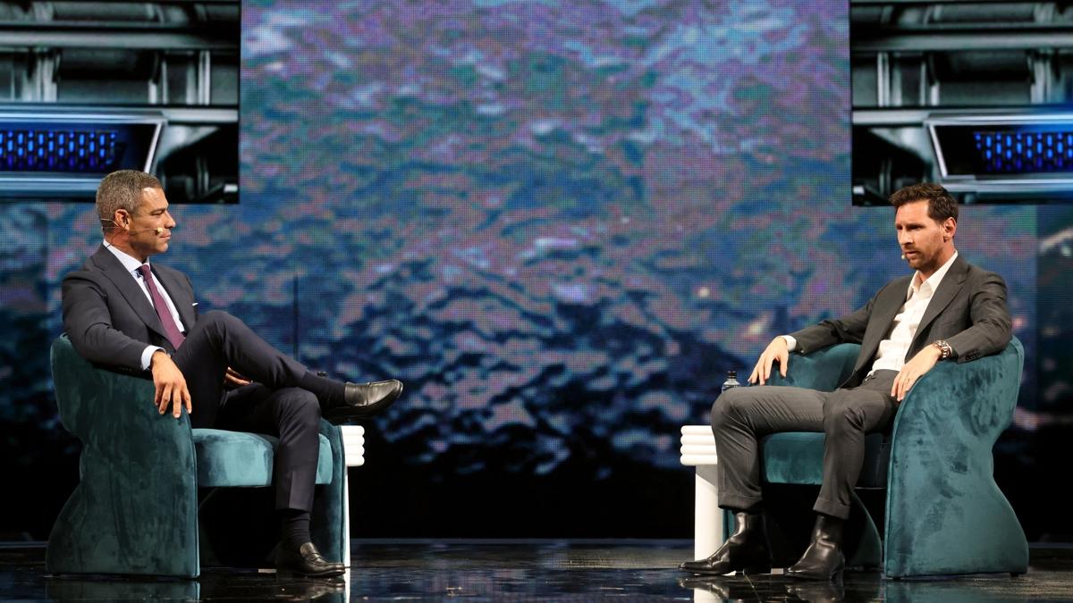 Lionel Messi Dnya Kupas zaferi Futbolculuk kariyeri fotoraflar resimleri