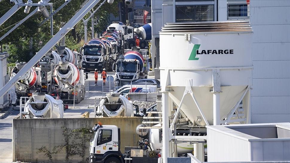 Terör örgütünü finanse ile suçlanıyor... Fransız şirketi Lafarge'ın davası ertelendi