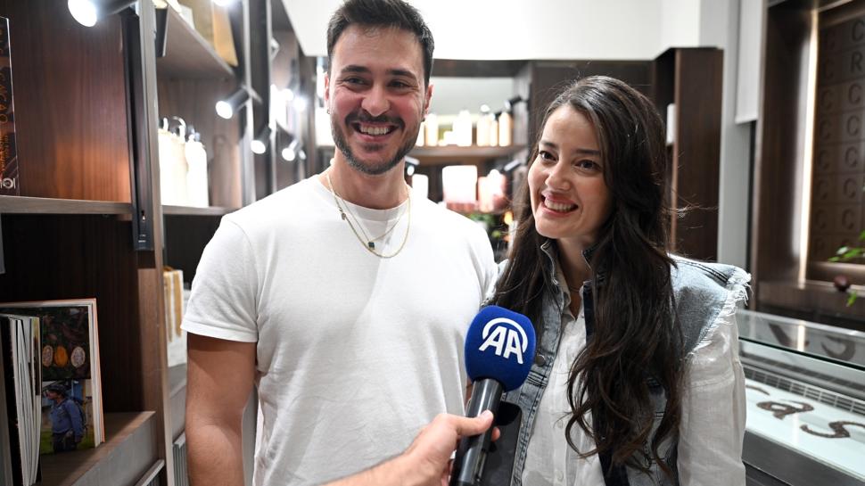 Yurt dışından oturum almak için rol mü yapıyorlar? Pelin Akil iddialara cevap verdi