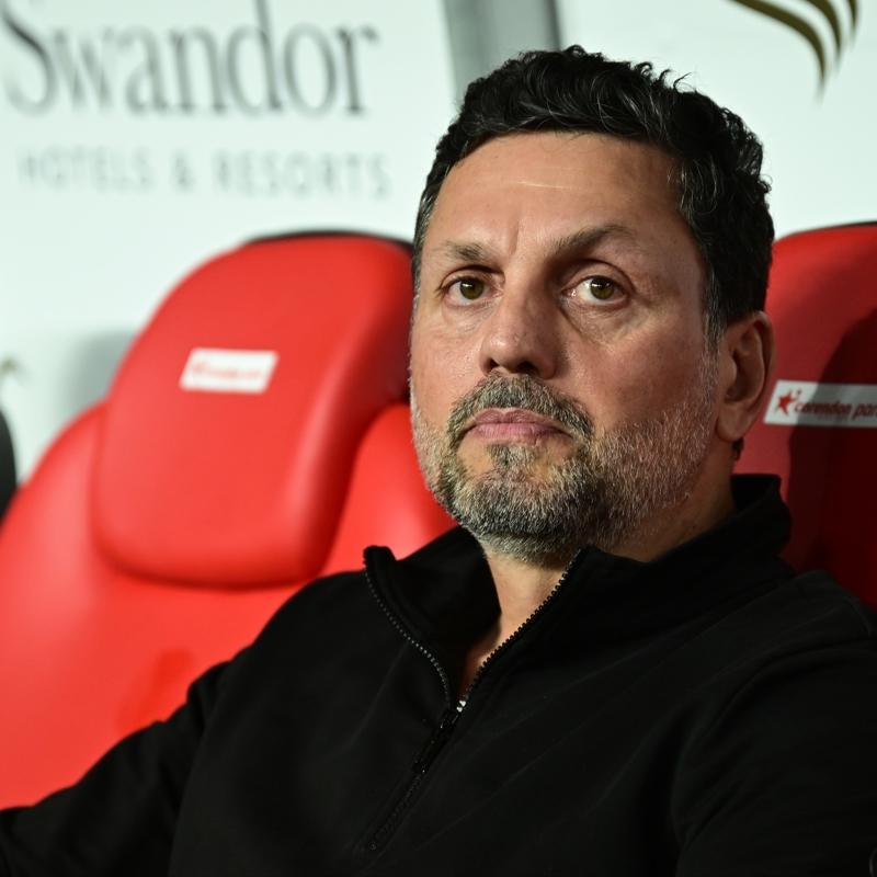 Erol Bulut: Biz ne istedi�imizi g�steriyoruz, uygulamak futbolculara kalm��