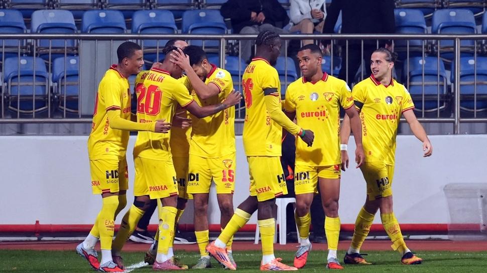 Göztepe, Kasımpaşa deplasmanında hata yapmadı