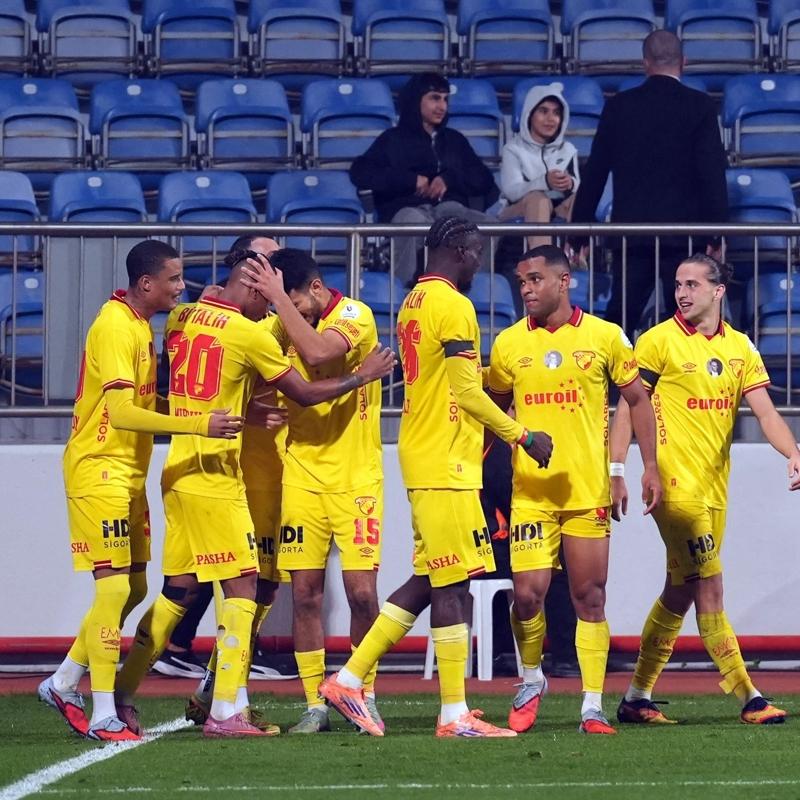 G�ztepe, Kas�mpa�a deplasman�nda hata yapmad�