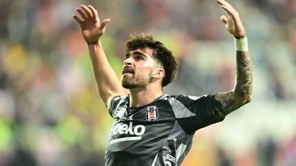 Jota Silva: Daha iyiye gitmek iin almalyz