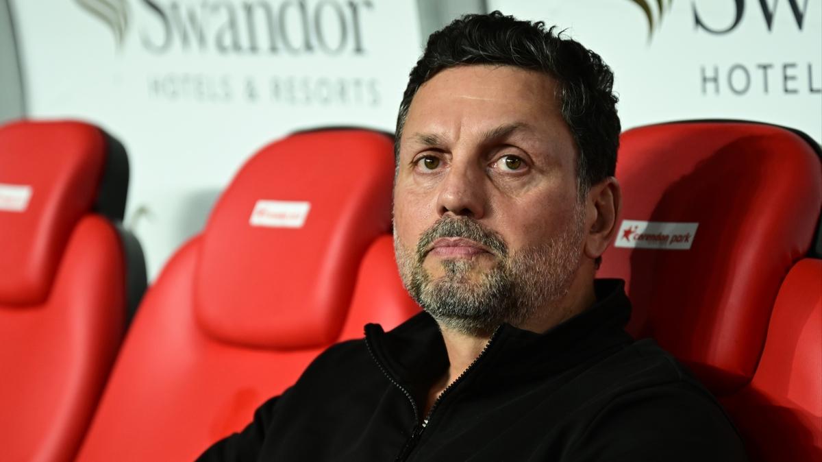 erol bulut antalyaspor beikta fotoraflar resimleri