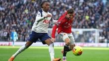 Manchester United, Tottenham ile yeniemedi