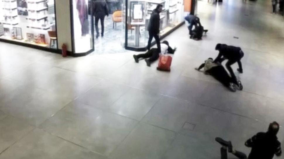 AVM'de kıyafet denemeli milyonluk vurgun! Nefes kesen suçüstü anı