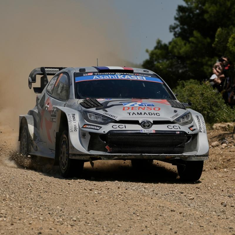WRC'nin Japonya Rallisi'nde zafer Sebastien Ogier'in!