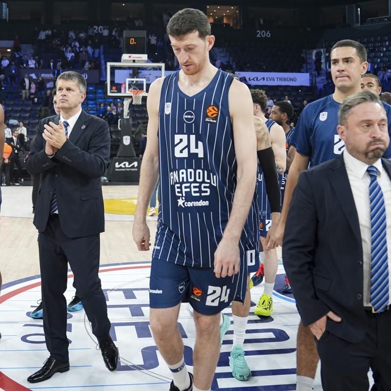 Anadolu Efes deplasmanda Virtus Bologna ile karlaacak