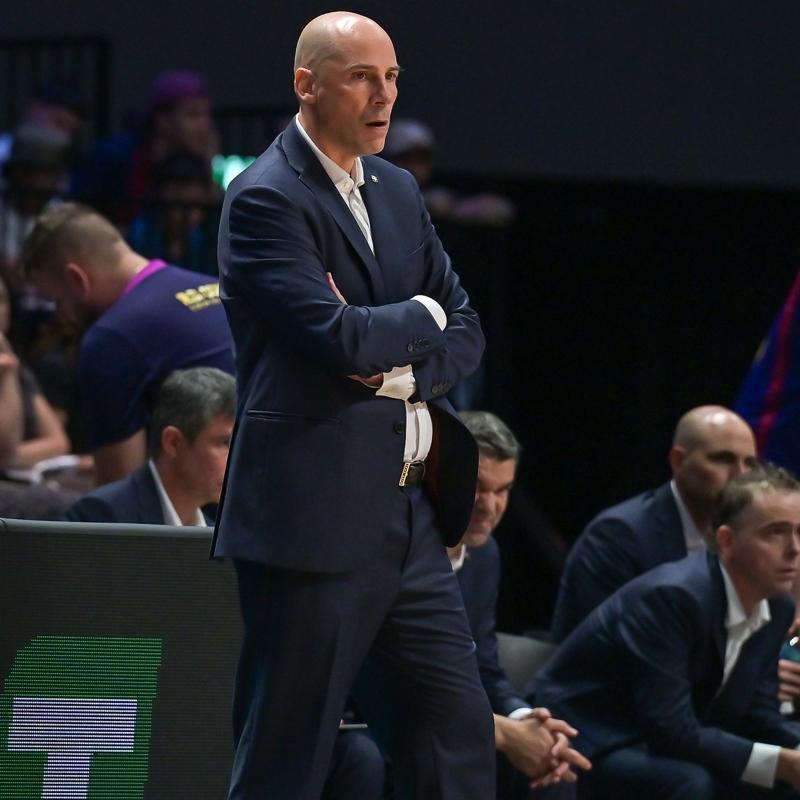 Barcelona'da baantrenr Joan Penarroya ayrl akland