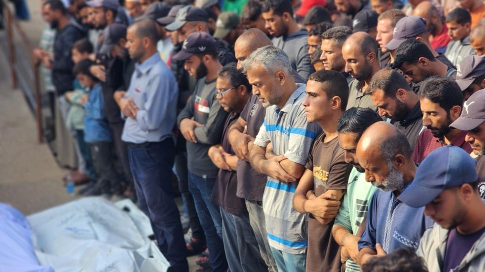 Katil İsrail ateşkes tanımadı! 107'si çocuk 271 Filistinliyi şehit etti