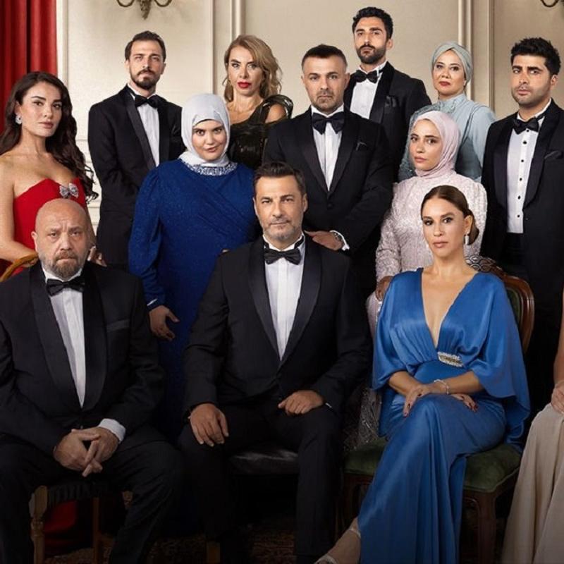 Ayrlr ayrlmaz sildi: Feyza Civelek'i takipten kard!