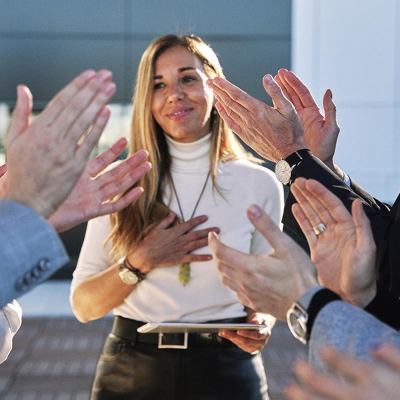 Baarl insanlarn sr gibi saklad 10 alkanlk! Meer hepsi ayn eyi yapyormu