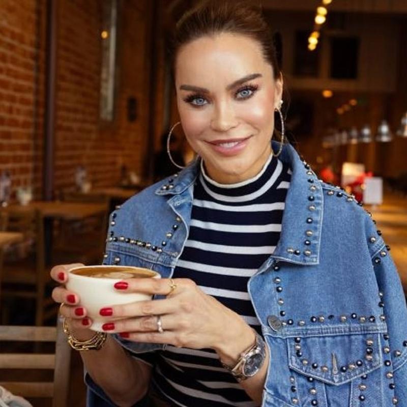 Makyajsz hali olay oldu: Ebru all iin herkes ayn yorumu yapt!