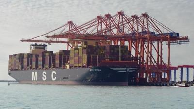 Mersin dnya ticaret sahnesinde! 880 metrelik terminal ilk devini arlad