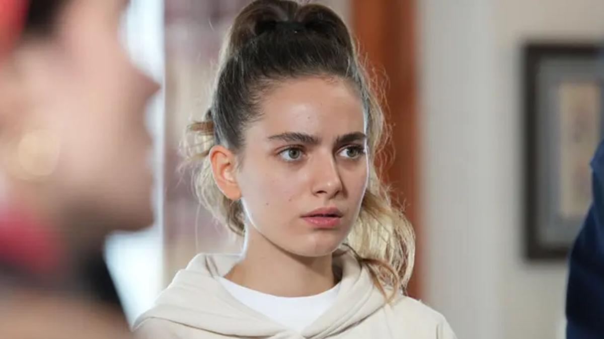 taacak bu deniz taacak bu deniz dizisi eleni eleninin annesi fotoraflar resimleri