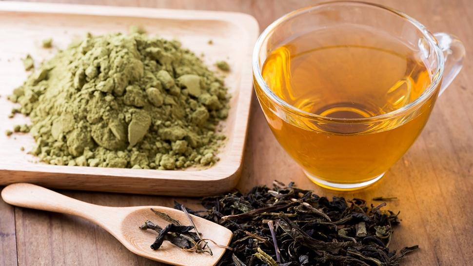 Yeşil çayı herkes faydalı diye böyle içiyor! Meğer vitaminleri sıfırlıyormuş