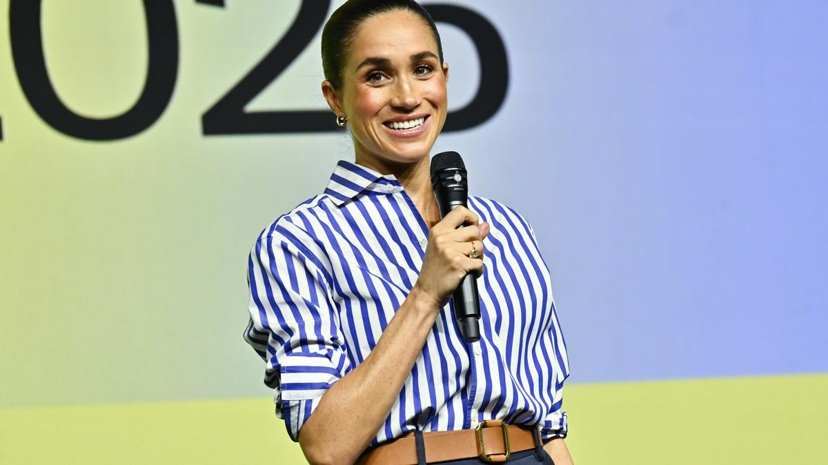 Meghan Markle prens harry kraliyet ailesi magazin haberleri Close Personal Friends Hollywood fotoraflar resimleri