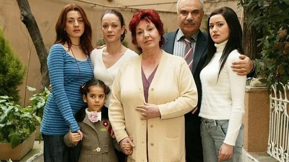 Yaprak Dökümü'ndeki o sahnenin sırrı yıllar sonra ortaya çıktı! Meğer Gökçe Bahadır...