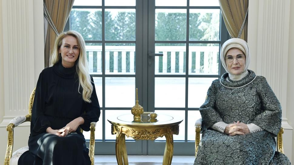 Emine Erdoğan, Nilden Bektaş Erhürman ile görüştü