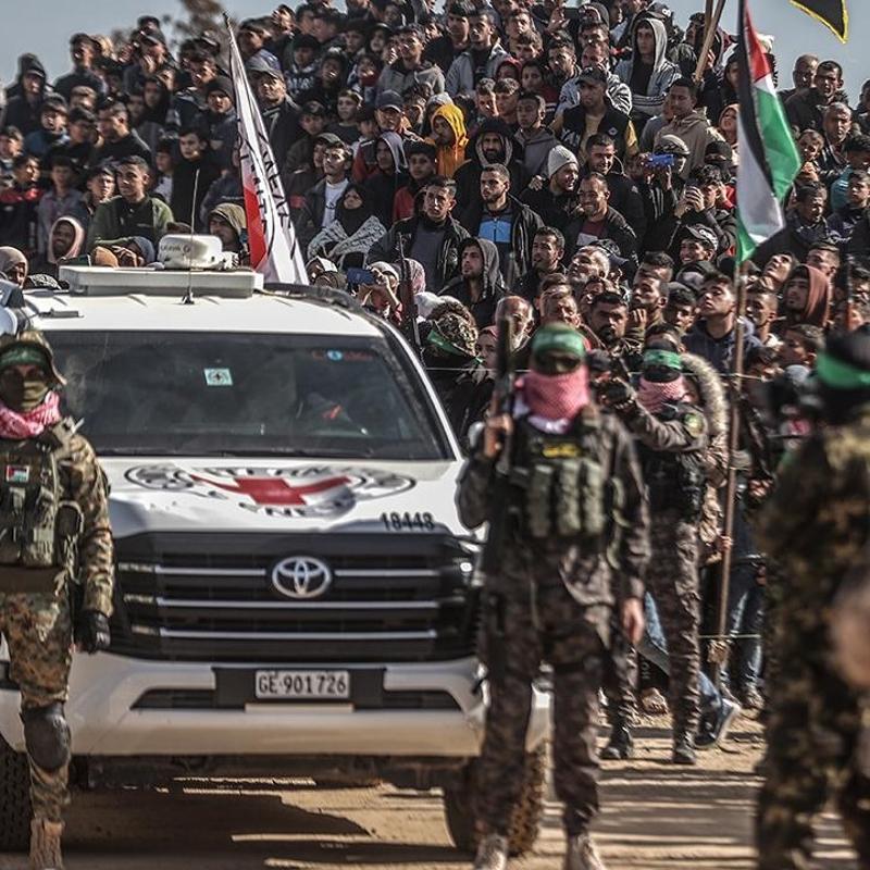 Gazze'deki srailli bir esirin daha cesedi Kzlha'a teslim edildi