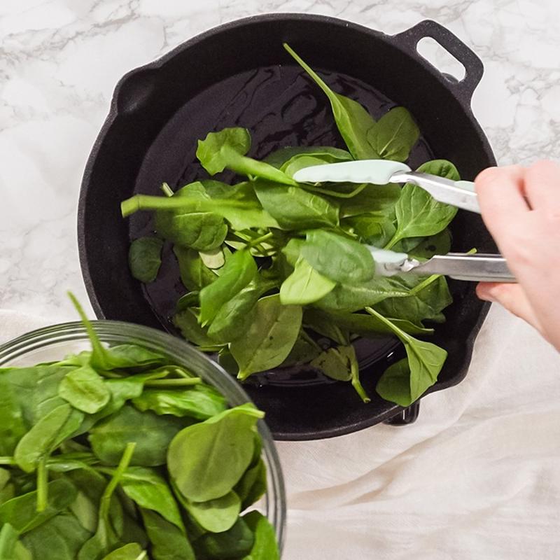 Ispanak temizleme suyuna 1 kak ekleyin: Kum ve amuru 5 dakikada yok ediyor