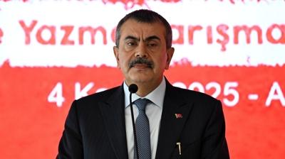 Bakan Tekin'den ehit iki askerin retmen elerine taziye telefonu