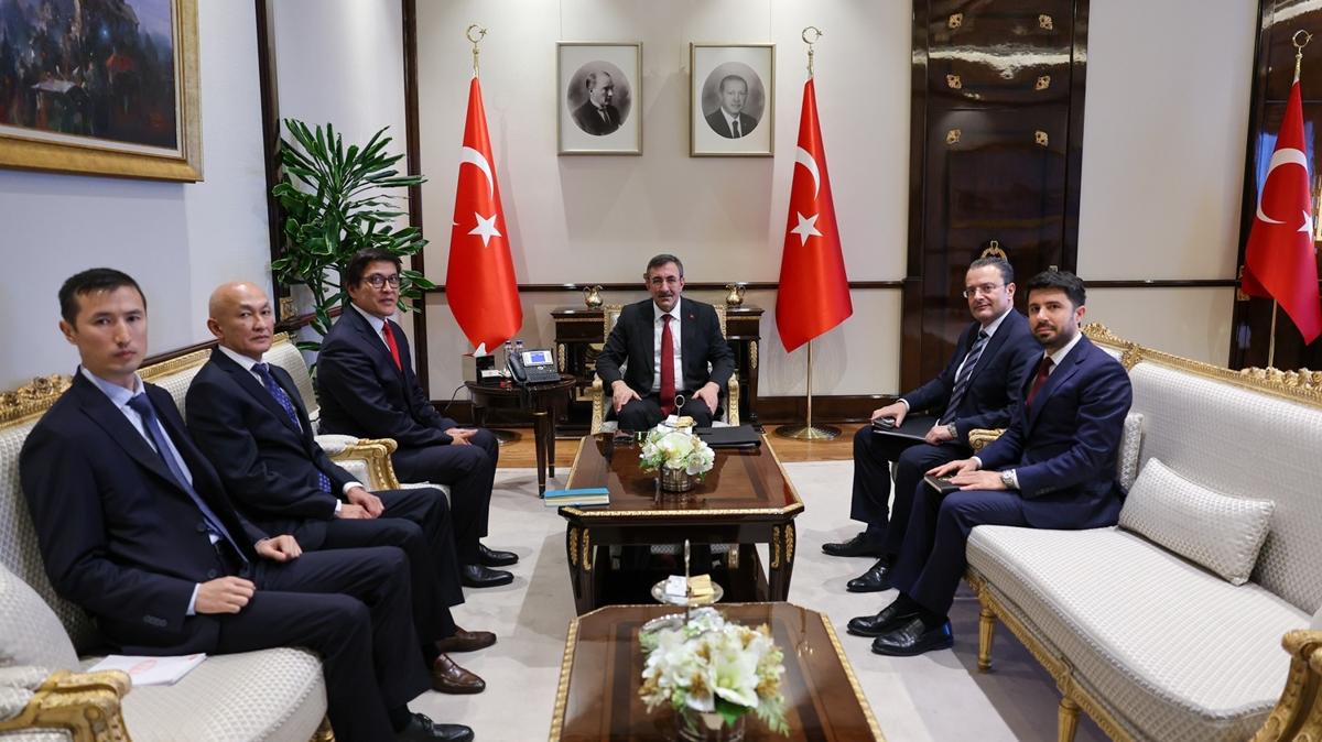 Cumhurbakan Yardmcs Cevdet Ylmaz Cevdet Ylmaz Krgzistan Bakan Yardmcs Edil Baysalov fotoraflar resimleri