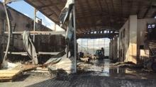 Fabrika yangn facias... Olay yerinde incelemeler sryor
