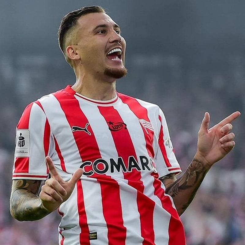 G�ztepe, Filip Stojilkovic'in pe�inde