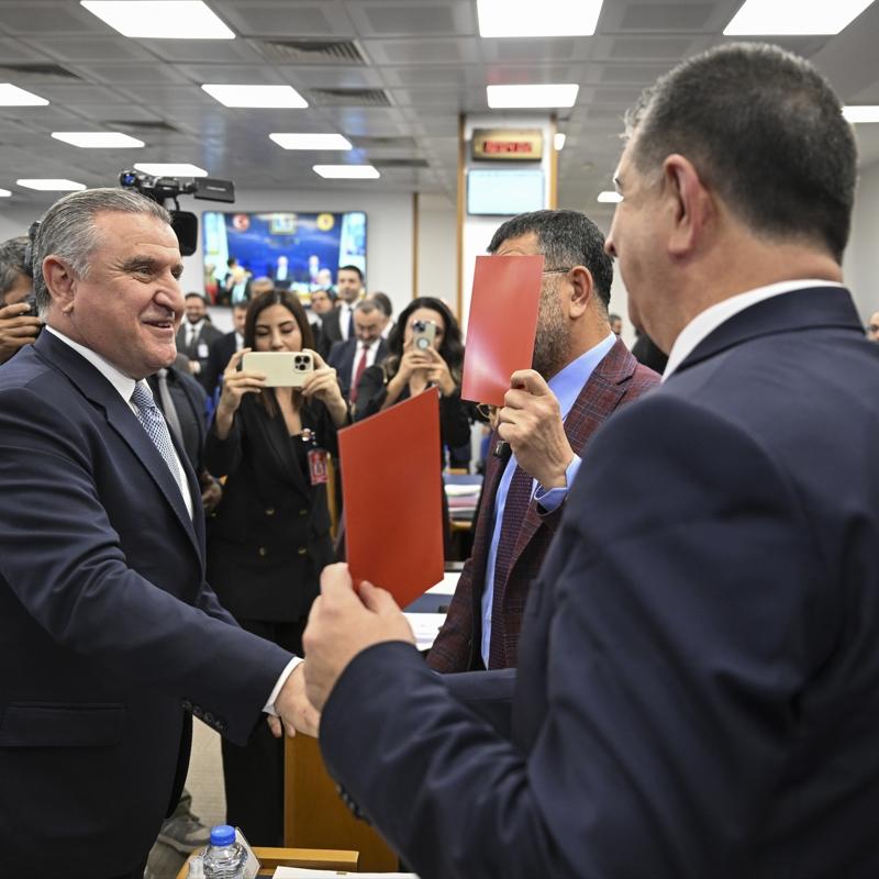 O krmz VAR'dan dner!